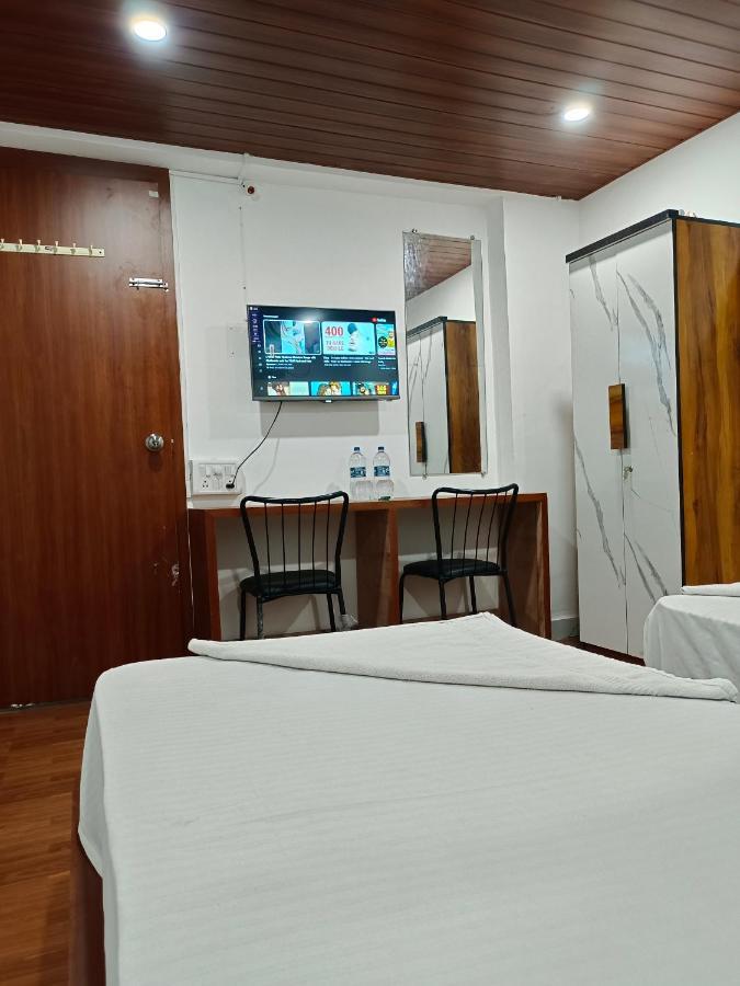 Hotel Skylight Studio Baner *
